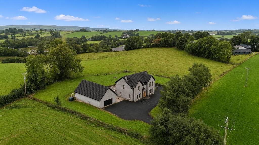 44 Dromore Road, Fintona, Omagh, BT78 2DR