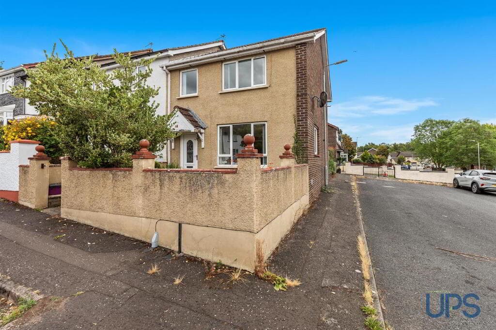 49 Broom Park, Stewartstown Road, Belfast, BT17 0DN