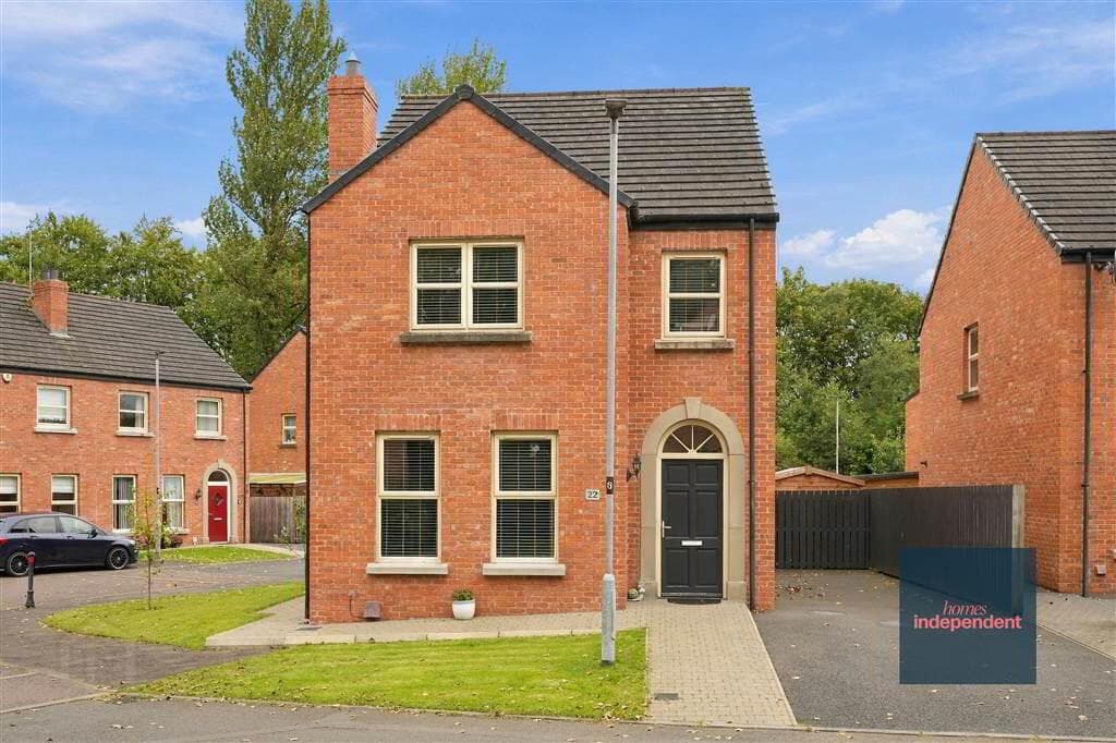 22 Eaton Fields, Ballymena, BT43 7FD