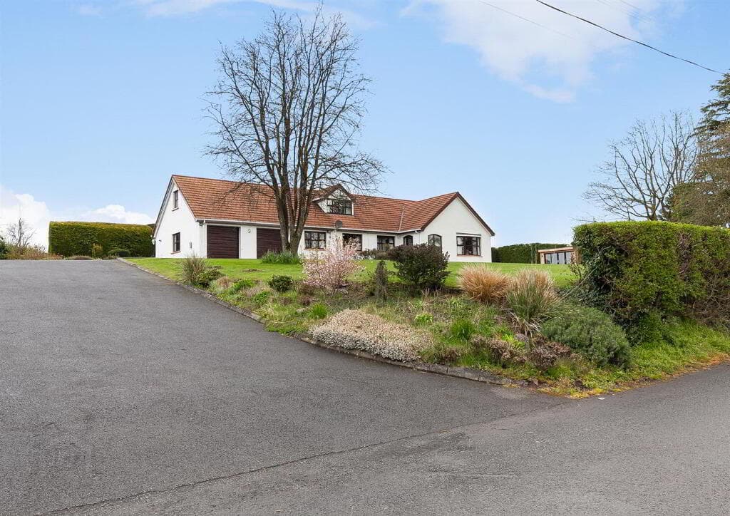 73 Ballybentragh Road, Dunadry, BT41 2HJ
