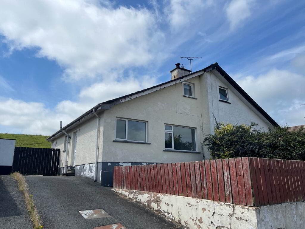 20 Craigs Road, Ballynahinch, BT24 8PQ