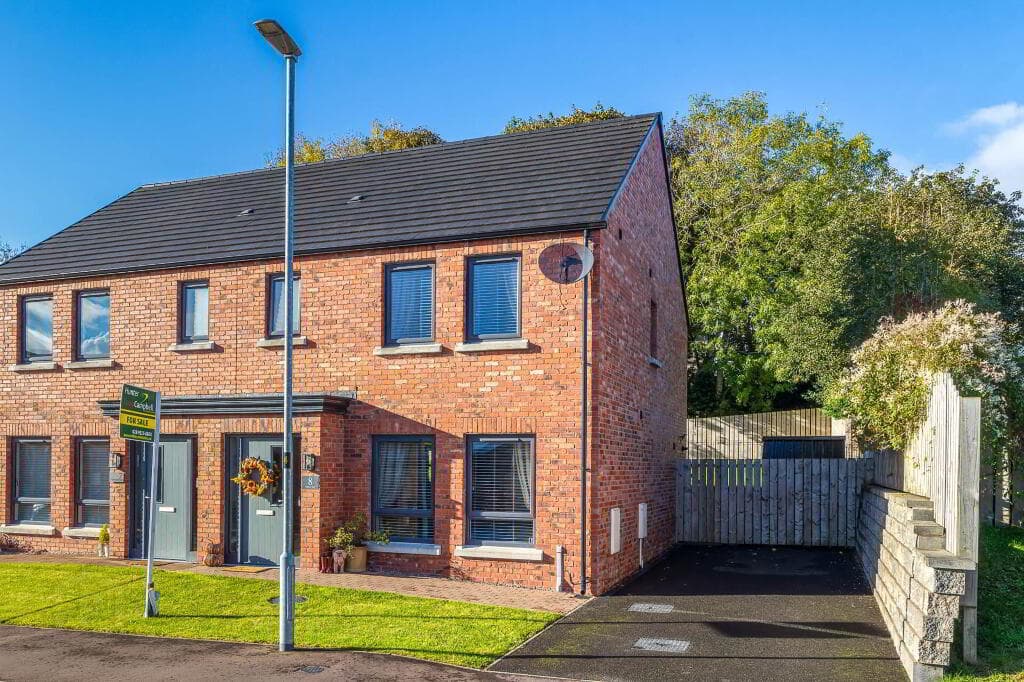 8 Petticrew Park, Ballyclare, BT39 9LJ