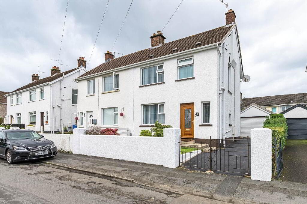 7 Warren Park Gardens, Lisburn, BT28 1HH