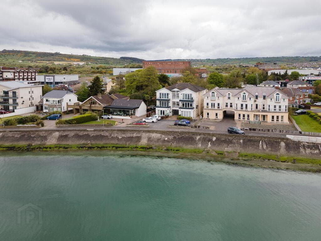 Apt 2, 10 Rhanbuoy Park, Carrickfergus, BT38 8BS