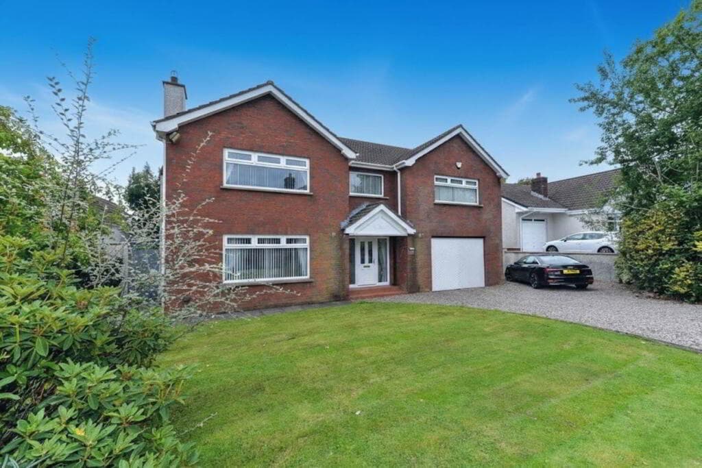 32 Redfort Drive, Carrickfergus, BT38 9EN