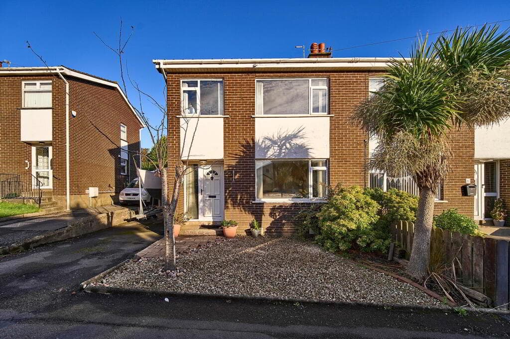 8 Hillside Gardens, Bangor, BT19 6SJ