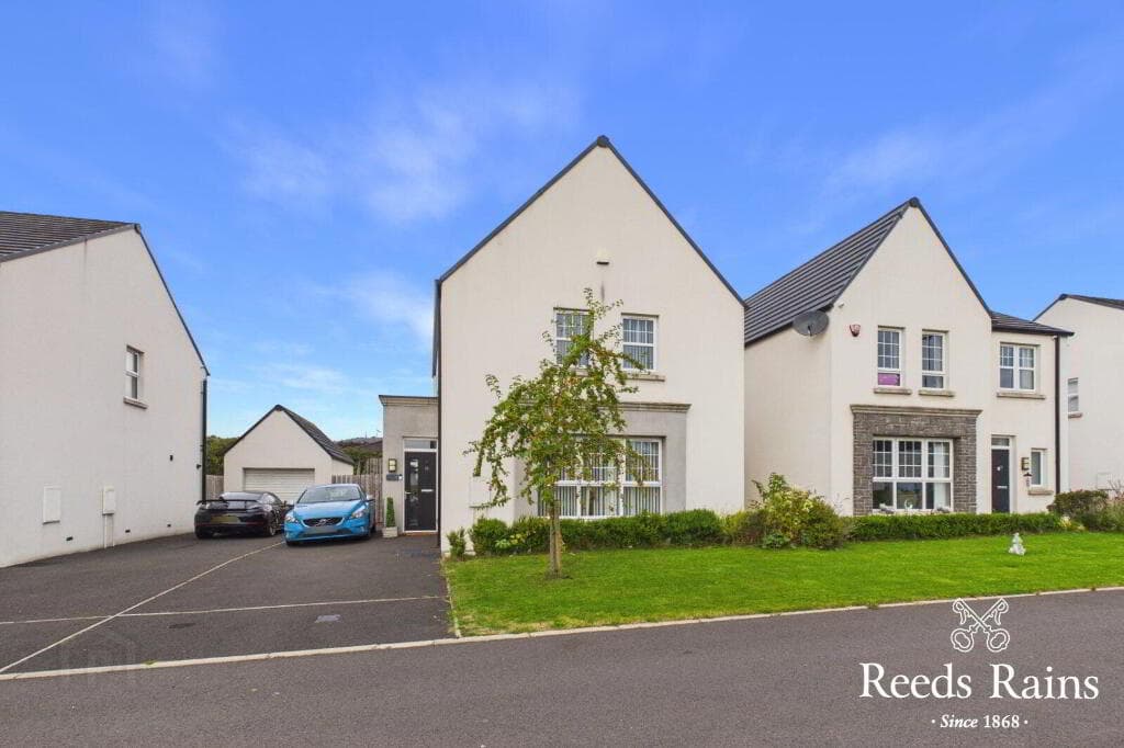 15 Ashbourne Manor, Carrickfergus, BT38 8PB