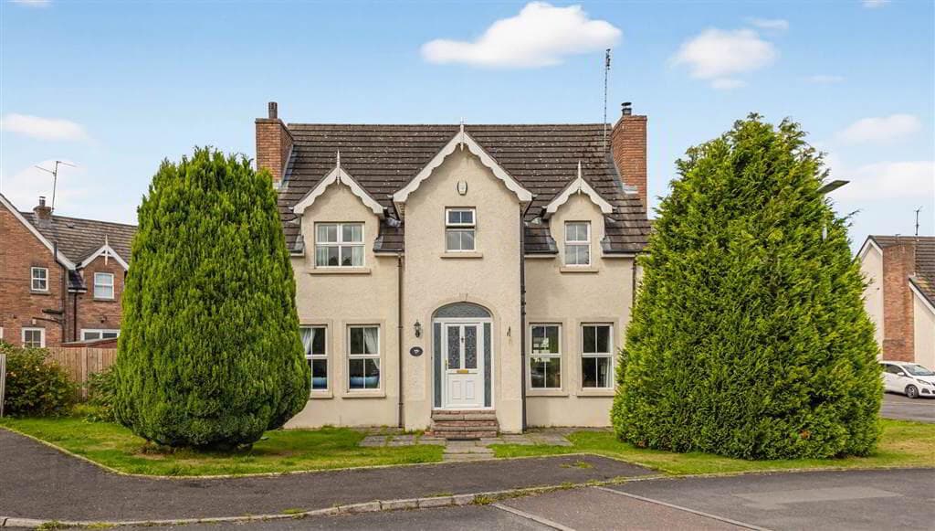 27 Church Meadows, Diamond Road, Dromore, BT25 1LZ
