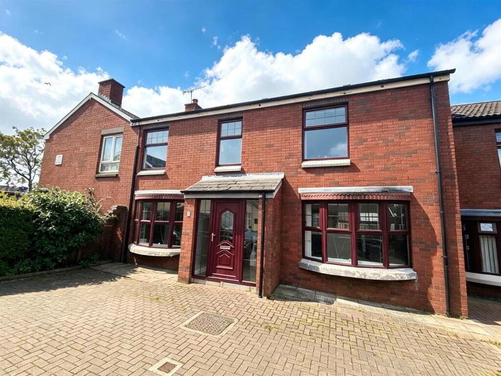 1 Mayfair Court, Belfast, BT14 7RF