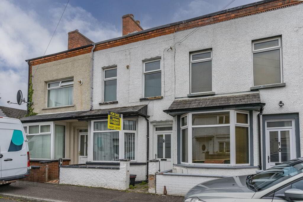 3 Clara Crescent Lower, Belfast, BT5 5ES