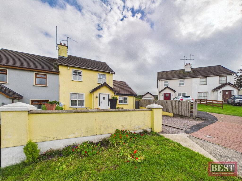 8 Aughan Grove, Poyntzpass, Newry, BT35 6UB