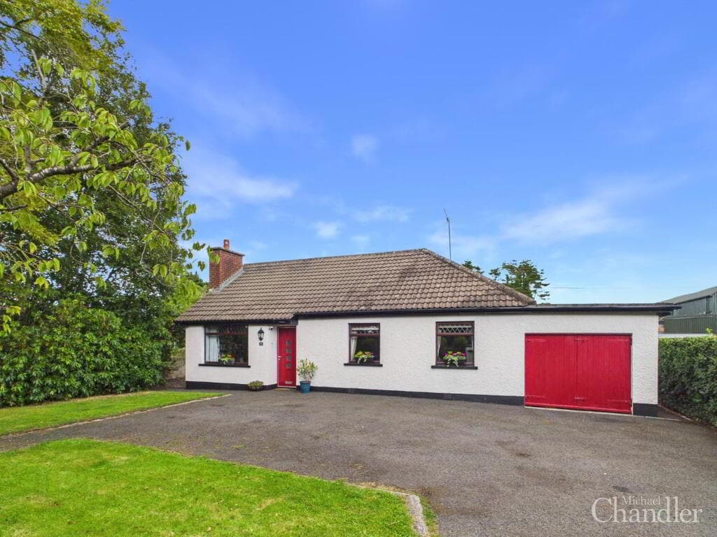 32 Moss Road, Drumbo, Lisburn, BT27 5JT