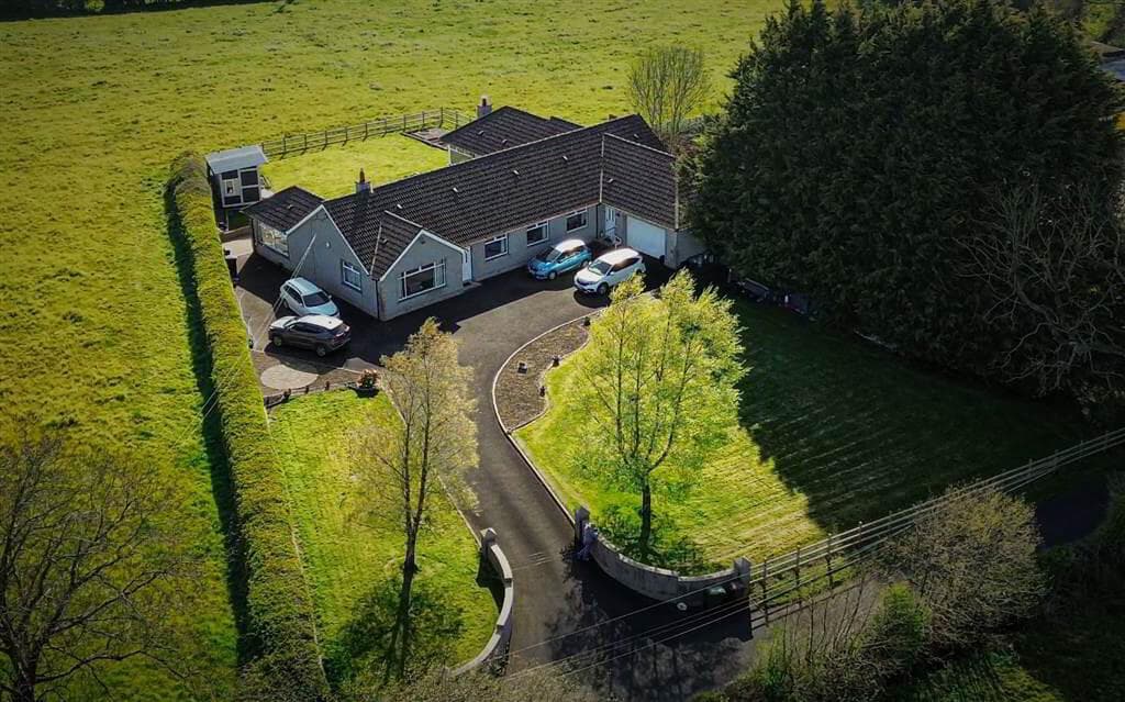 8 Fort Road, Dundrod, Lisburn, BT29 4HT