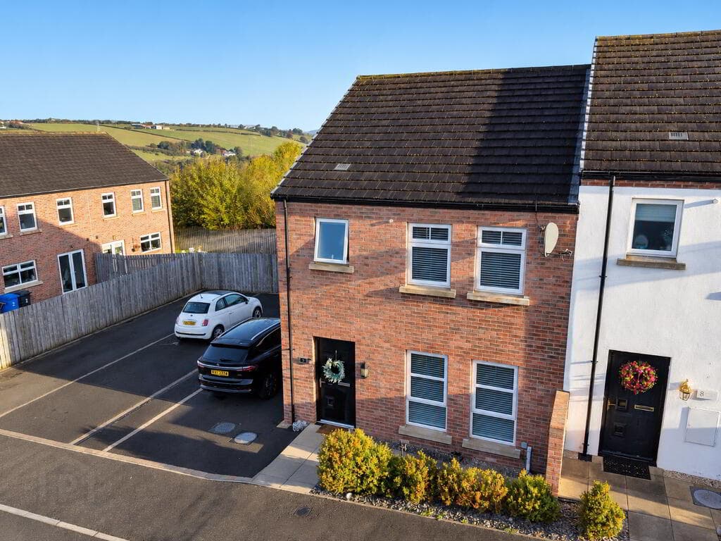 6 Ashbrook Court, Drumahoe, L'Derry, BT47 3FA