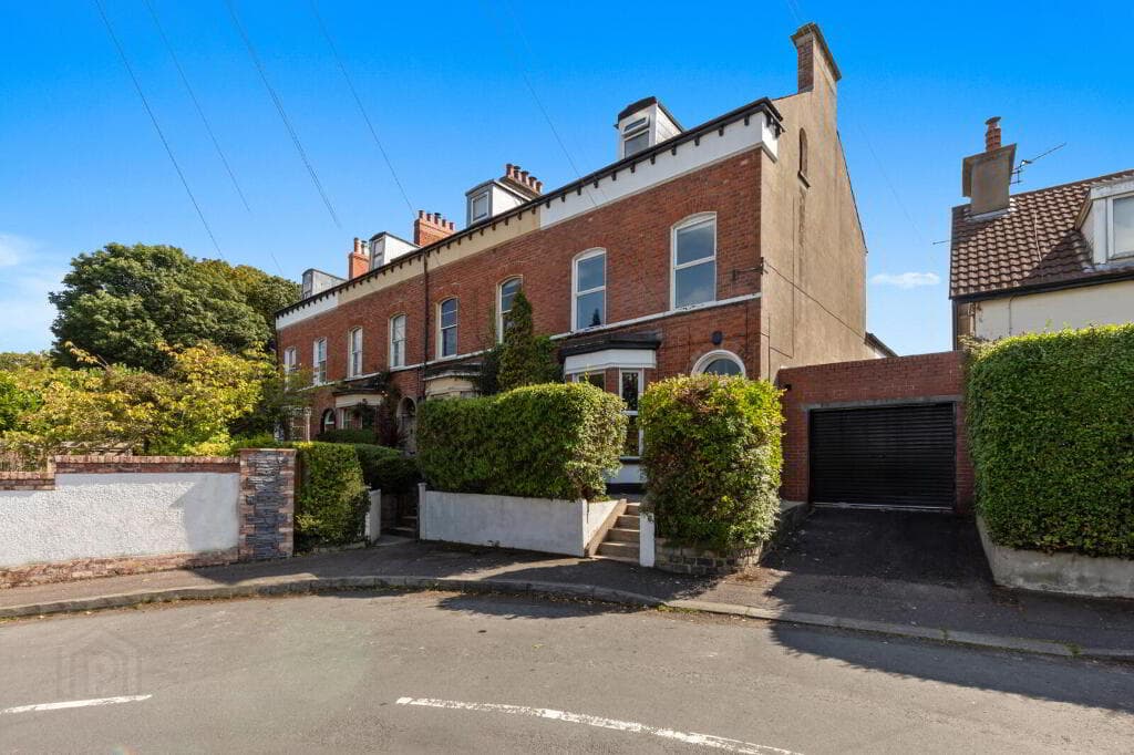 5 Quinville, Holywood, BT18 9DH