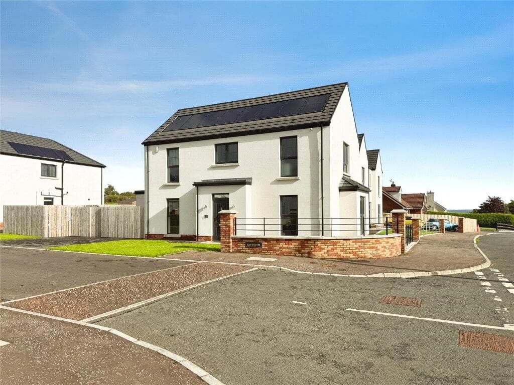 1 Rathview, Randalstown, BT41 3FR