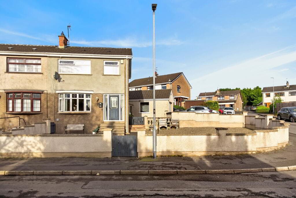 1 Knockeen Crescent, Ballymena, BT42 4DQ
