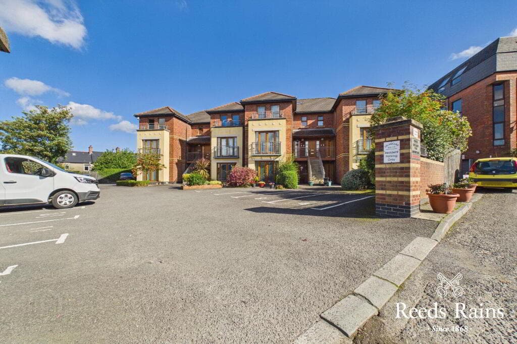 Apartment 2 5 Dundela Park, Belfast, BT4 1PH
