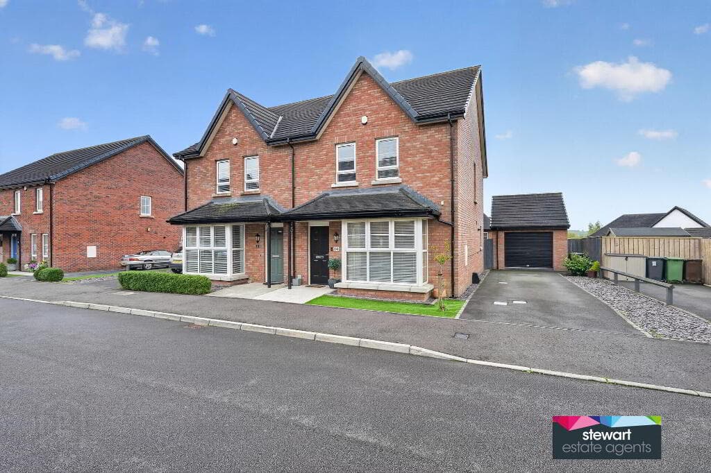 14 Glebe Way, Moira, BT67 0TQ