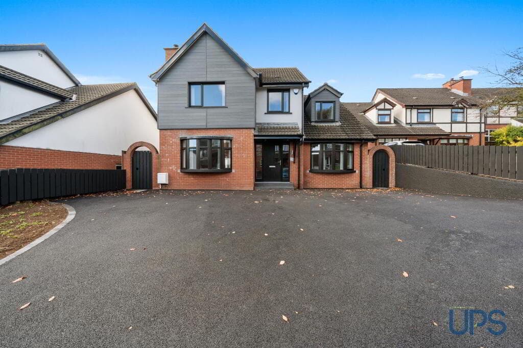 66 Hawthorn View, Glen Road, Belfast, BT17 0RN