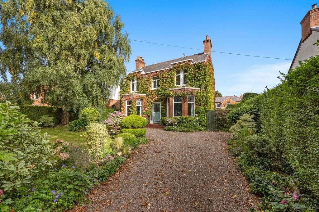 5 Knockdene Park North, Belfast, BT5 7AA