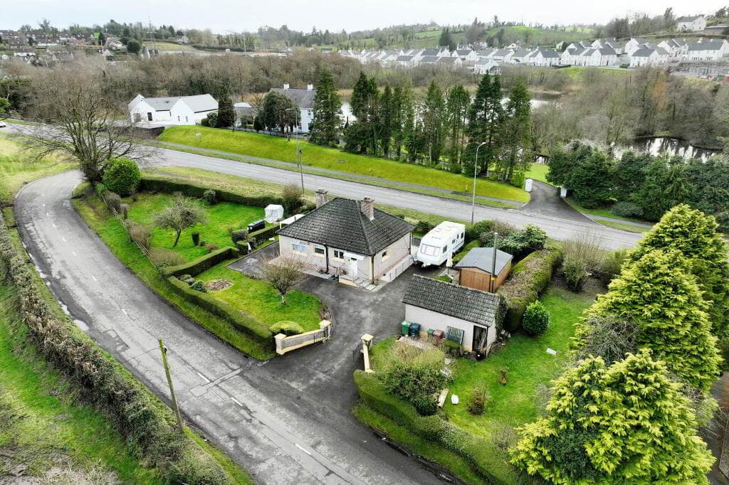 51 Loughshore Road, Enniskillen, BT74 5NH