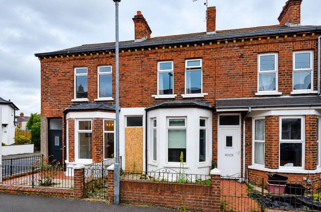 33 Titania Street, Cregagh Road, Belfast, BT6 8NT
