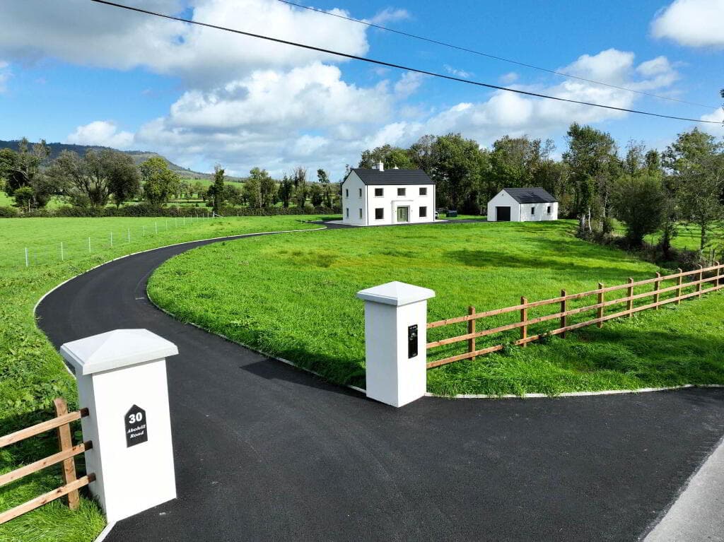 30 Abohill Road, Mullaghdun, Enniskillen, BT74 9AD