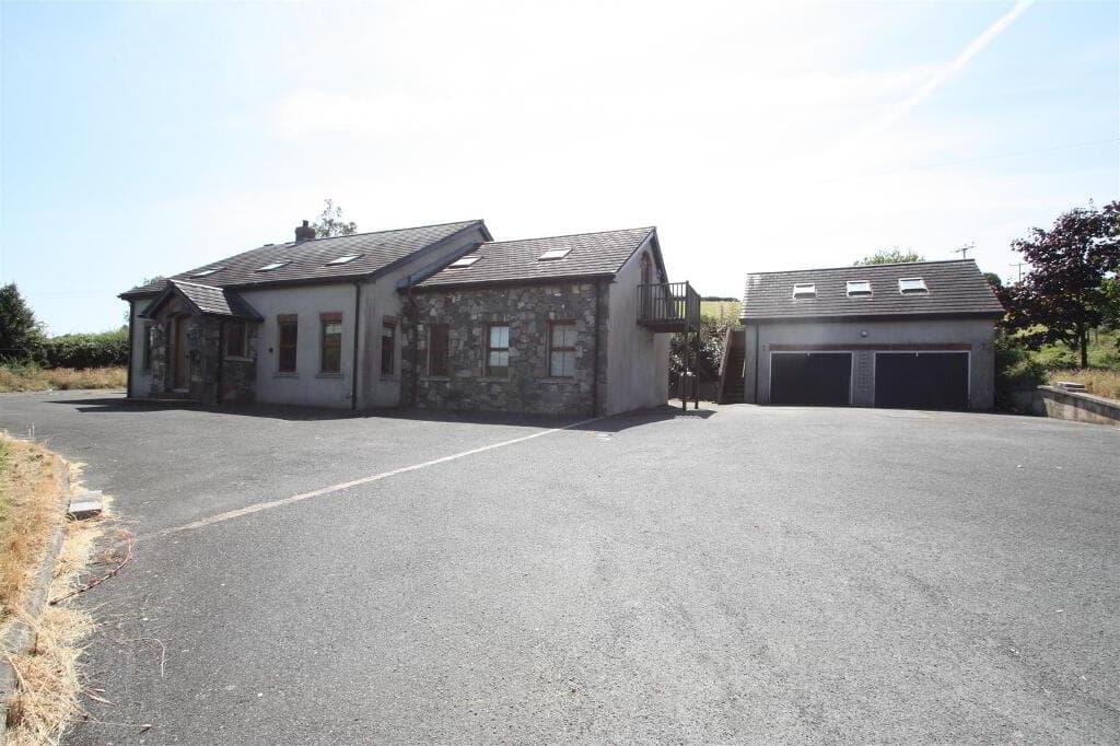59a Magheralone Road, Ballynahinch, BT24 8SW