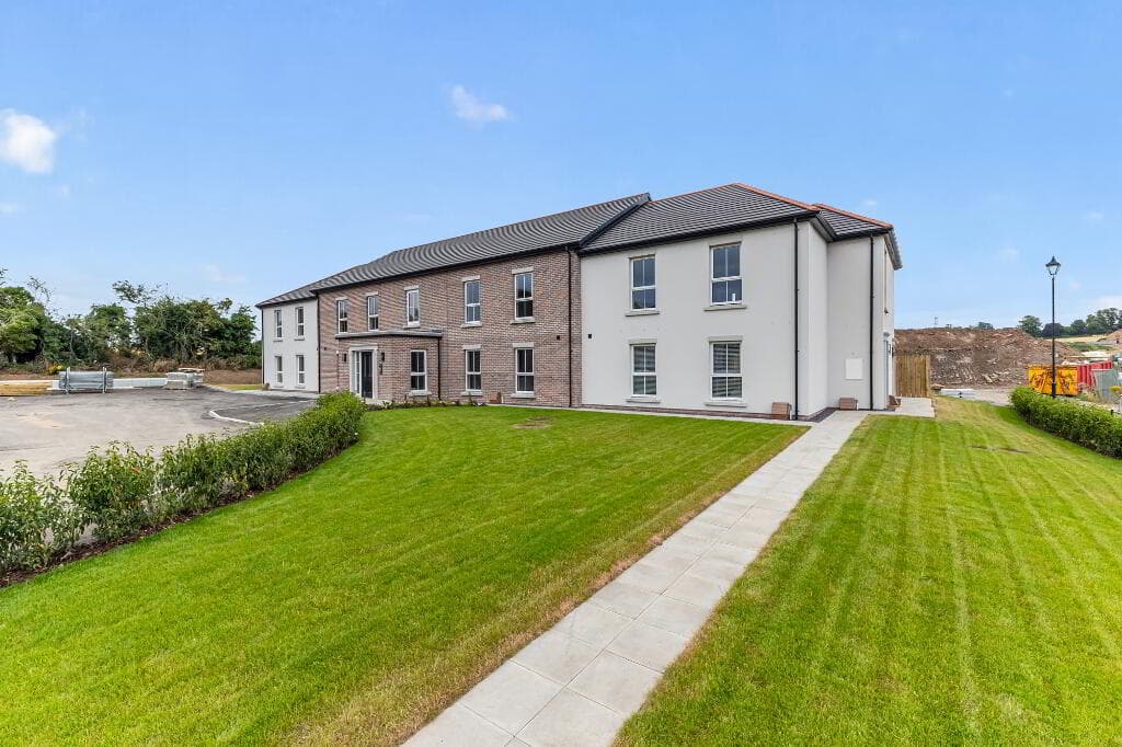 The Poynter Apartments, Ballantine Garden, Hillhall Road, Lisburn, Bt27 5fu